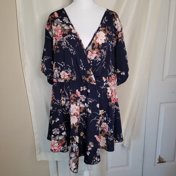 Women's 3XL Black Shirt with Floral Print - Excellent Condition - Picture 1 of 11